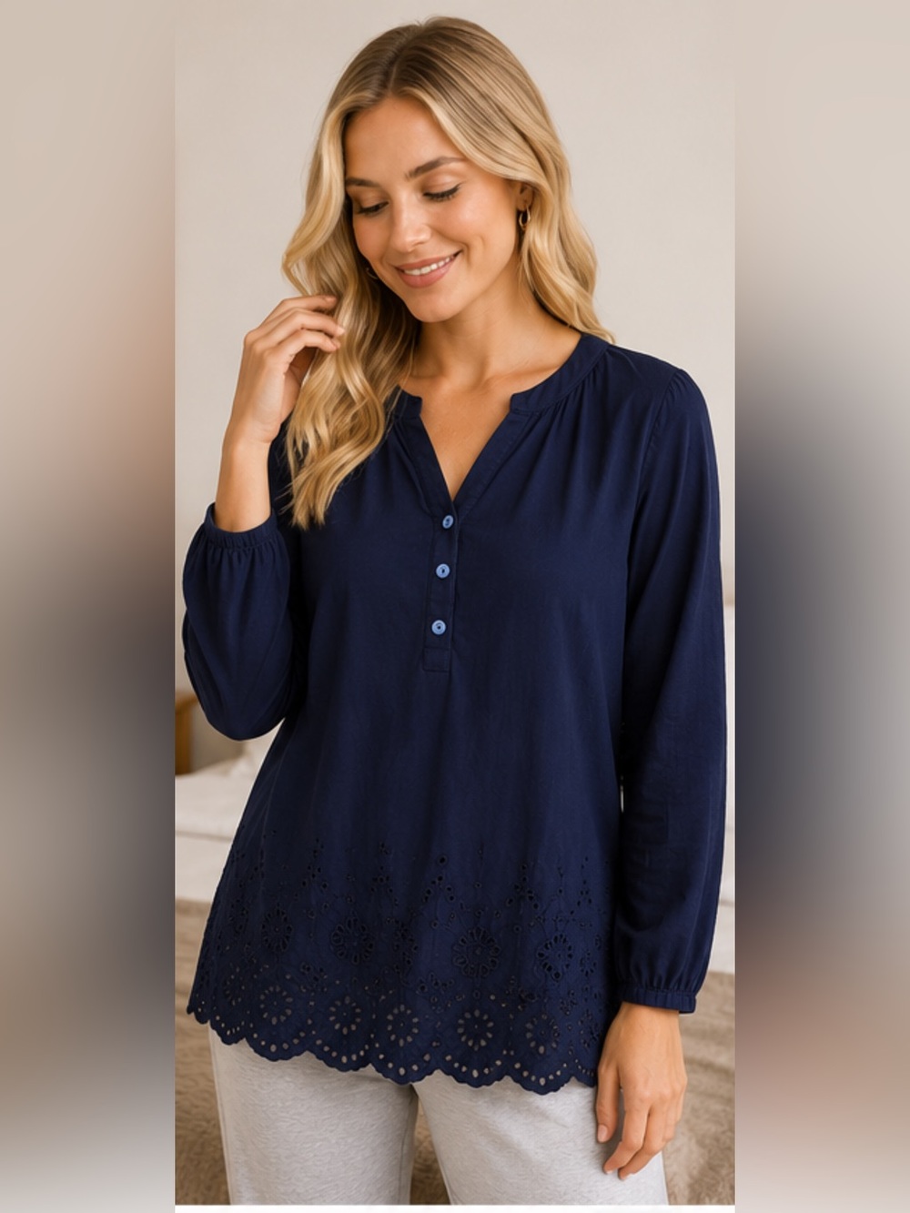 Lilly Pulitzer Navy Eyelet Embroidered Tunic Blouse Small